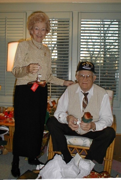 PhoebeFred4.JPG (72795 bytes)