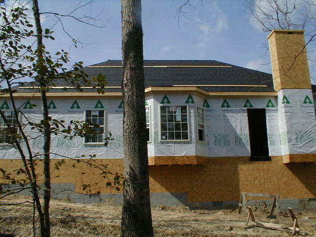 Backofhouse2.jpg (62172 bytes)