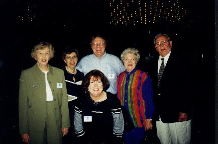 groupic.jpg (20982 bytes)