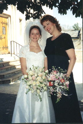 johnwed4.jpg (30095 bytes)