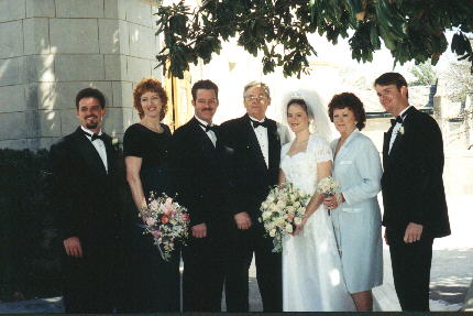 johnwed6.jpg (28430 bytes)