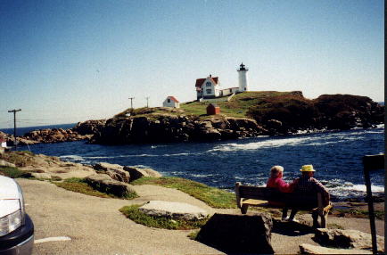 lighthse.jpg (28596 bytes)