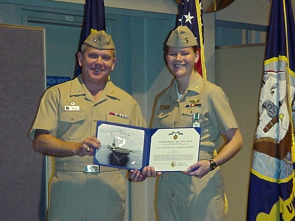 lt2jenny.jpg (75860 bytes)